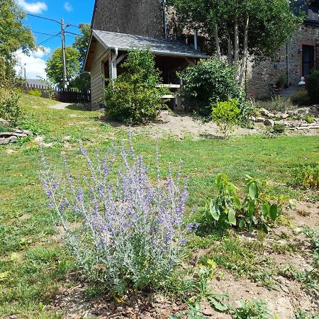 Hotel La Bourgseigneurie Bourseigne-Vieille Exterior foto